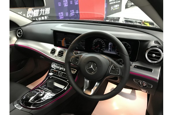MERCEDES-BENZ E200 AVANTGARDE W213